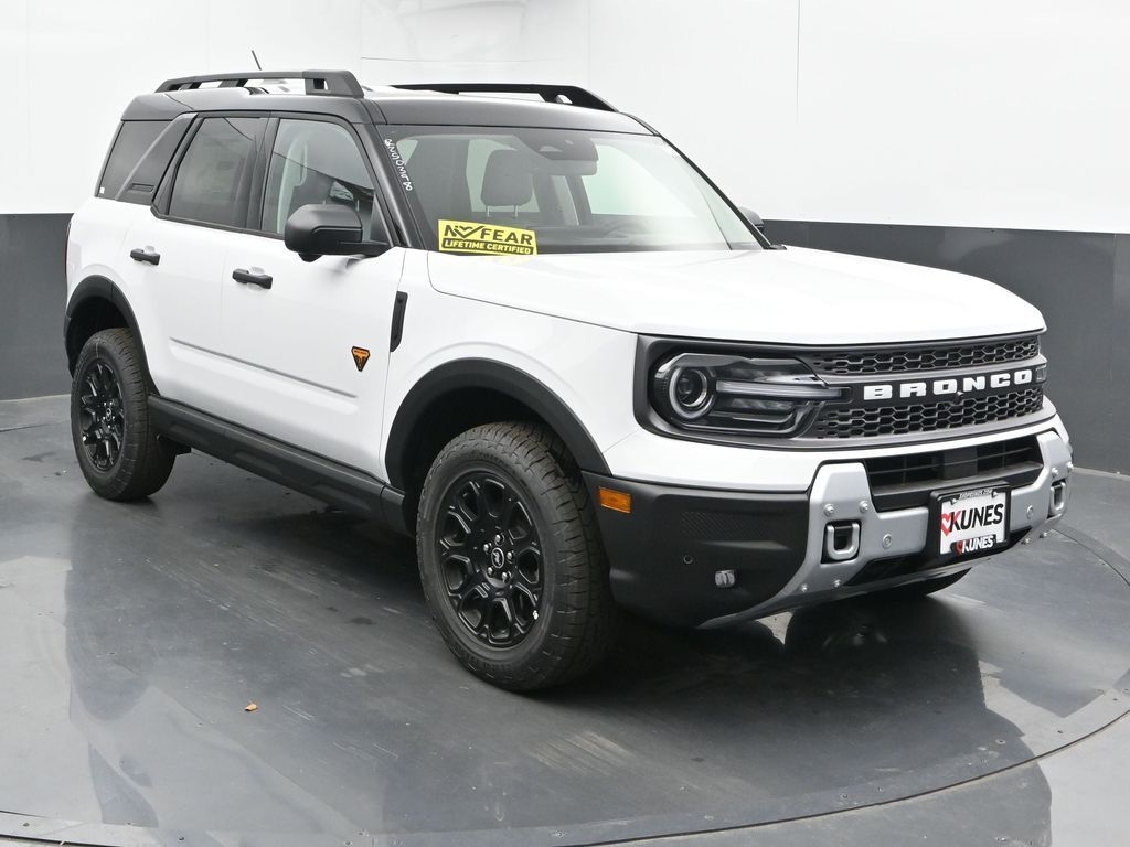 2025 Ford Bronco Sport Badlands photo 2