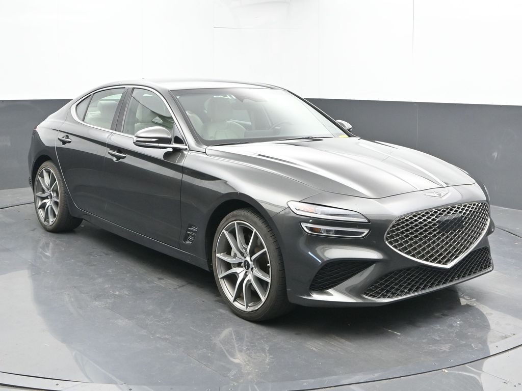 2024 Genesis G70 2.5T photo 2