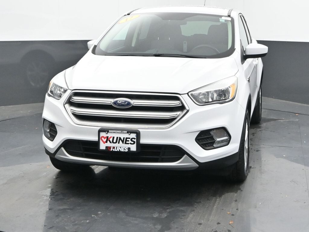Used 2017 Ford Escape SE SUV