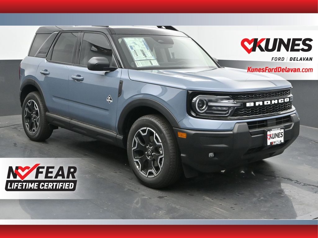 2025 Ford Bronco Sport Outer Banks's photo