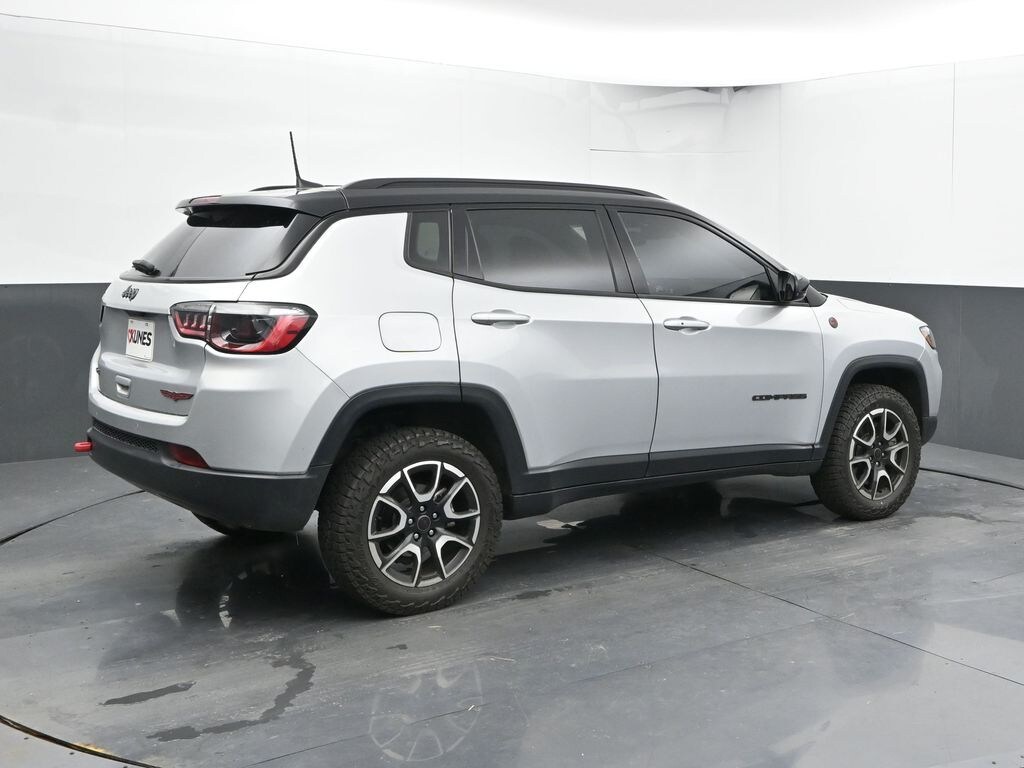 Used 2025 Jeep Compass Trailhawk SUV
