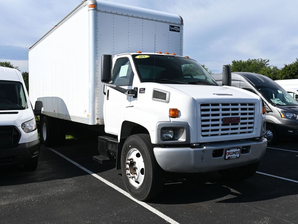 2005 Gmc Sierra photo 2