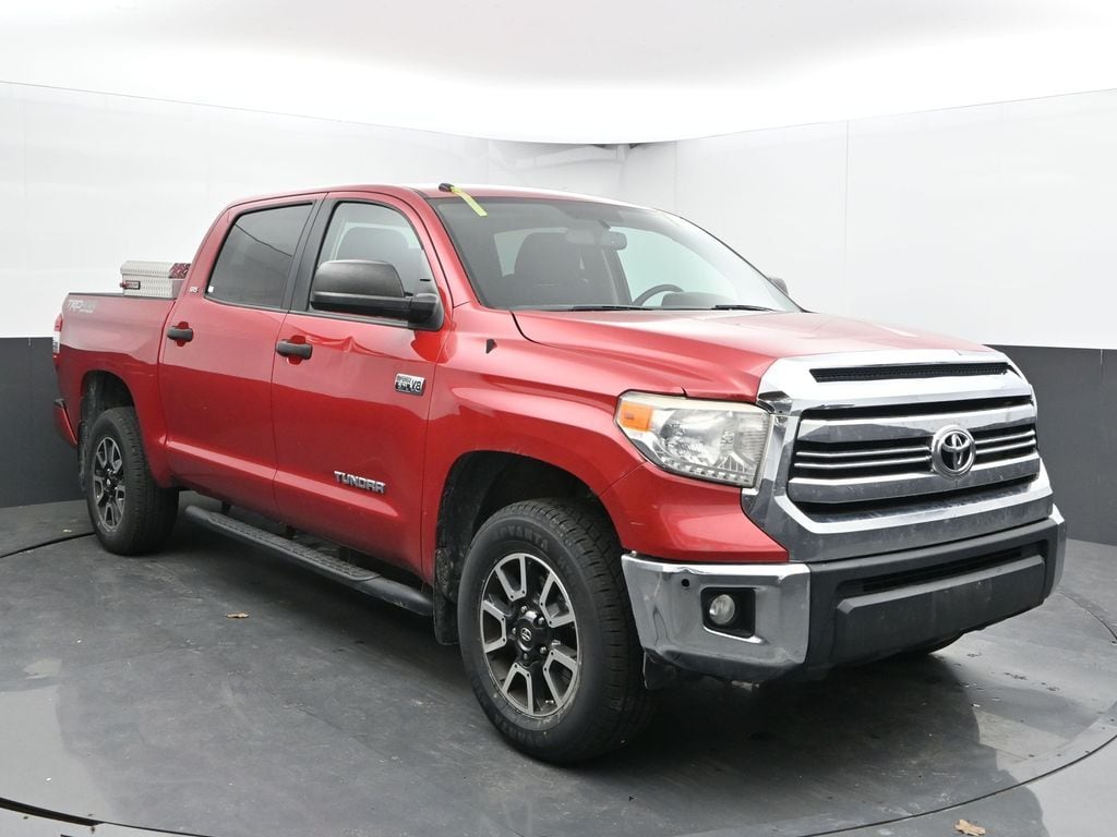 Used 2017 Toyota Tundra SR5 5.7L V8 w/FFV Truck CrewMax