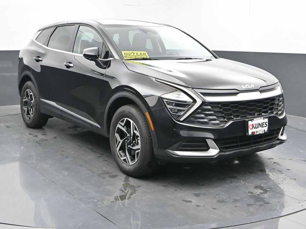 Used 2024 Kia Sportage LX SUV