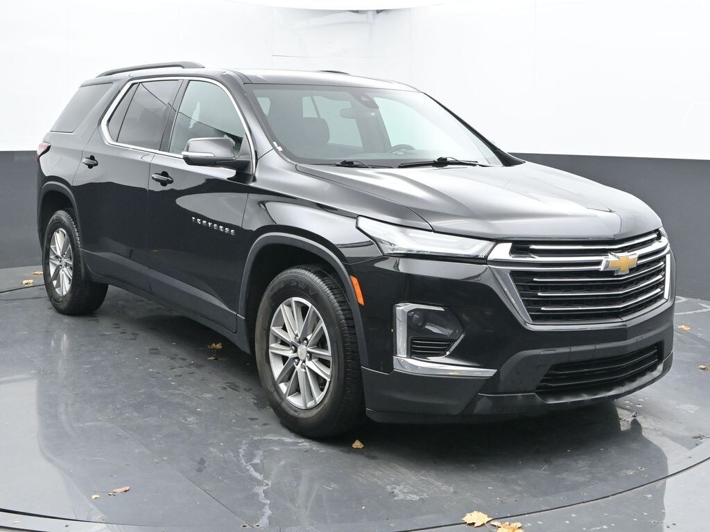 Used 2023 Chevrolet Traverse LT Cloth w/1LT SUV