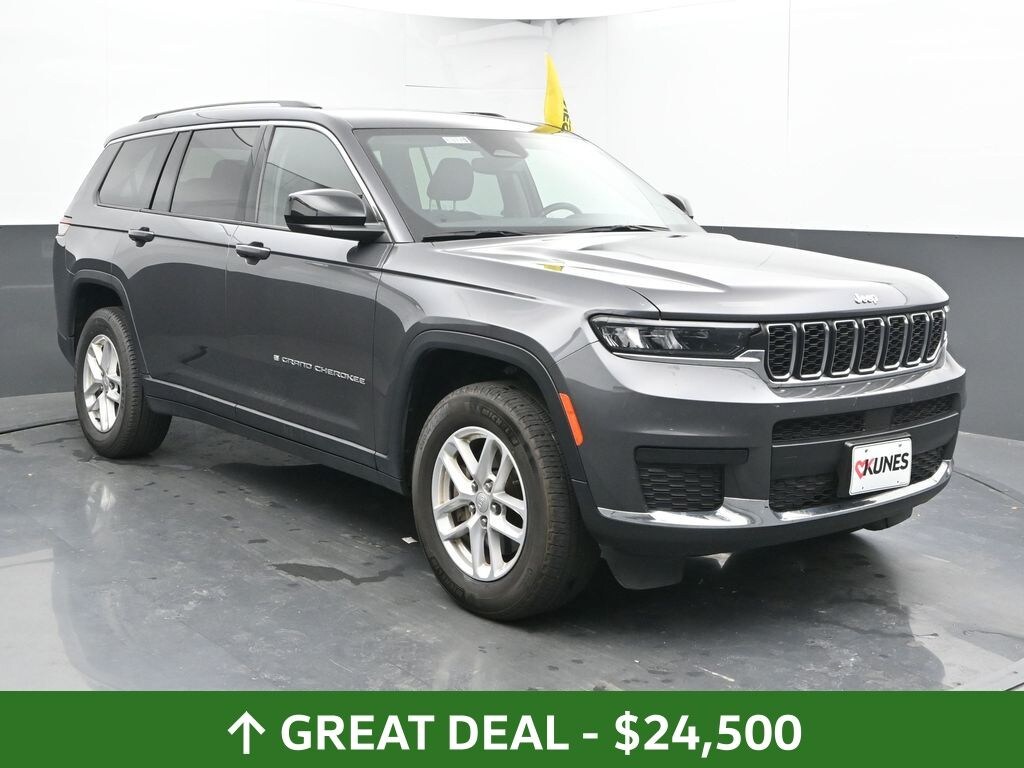 Used 2023 Jeep Grand Cherokee L Laredo SUV