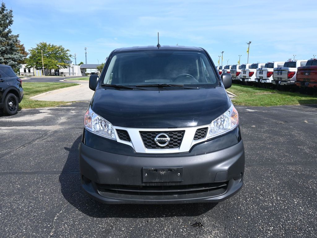 2020 Nissan NV200 S photo 2