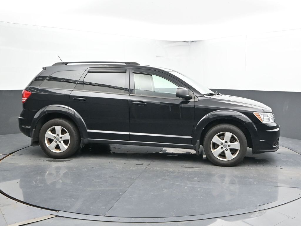 Used 2016 Dodge Journey SE SUV