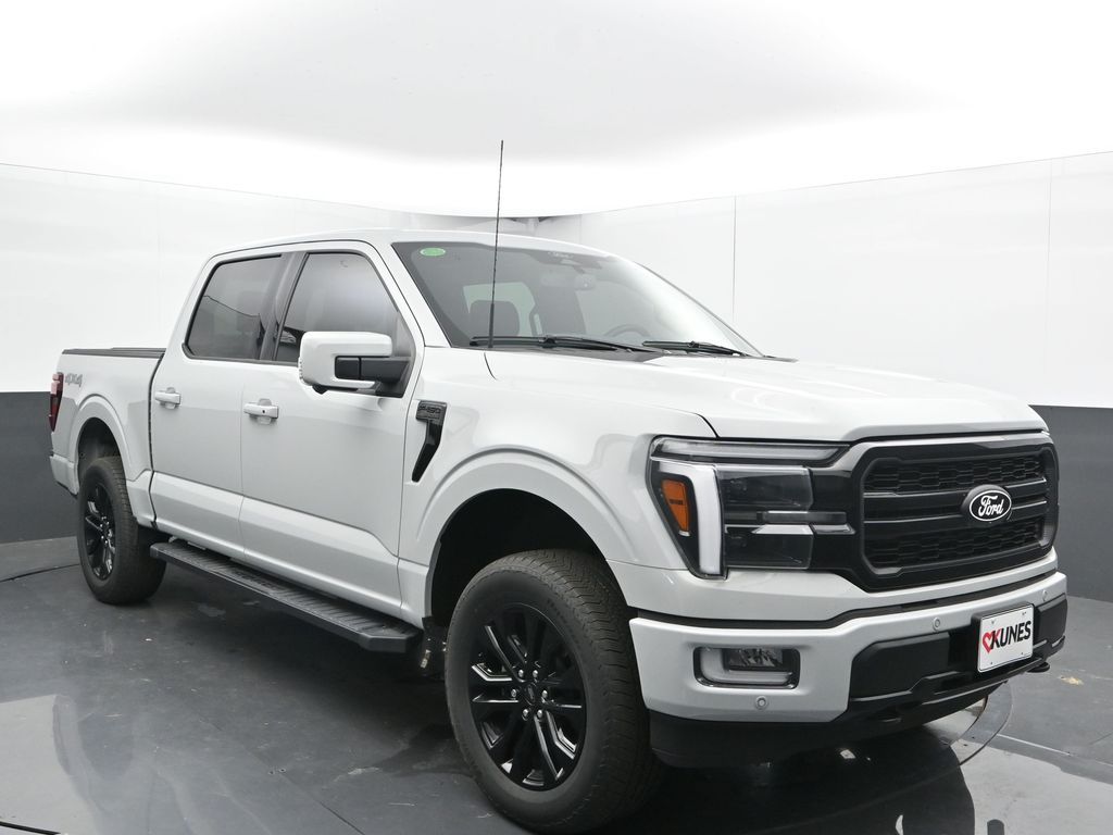 2024 Ford F-150 Lariat photo 2