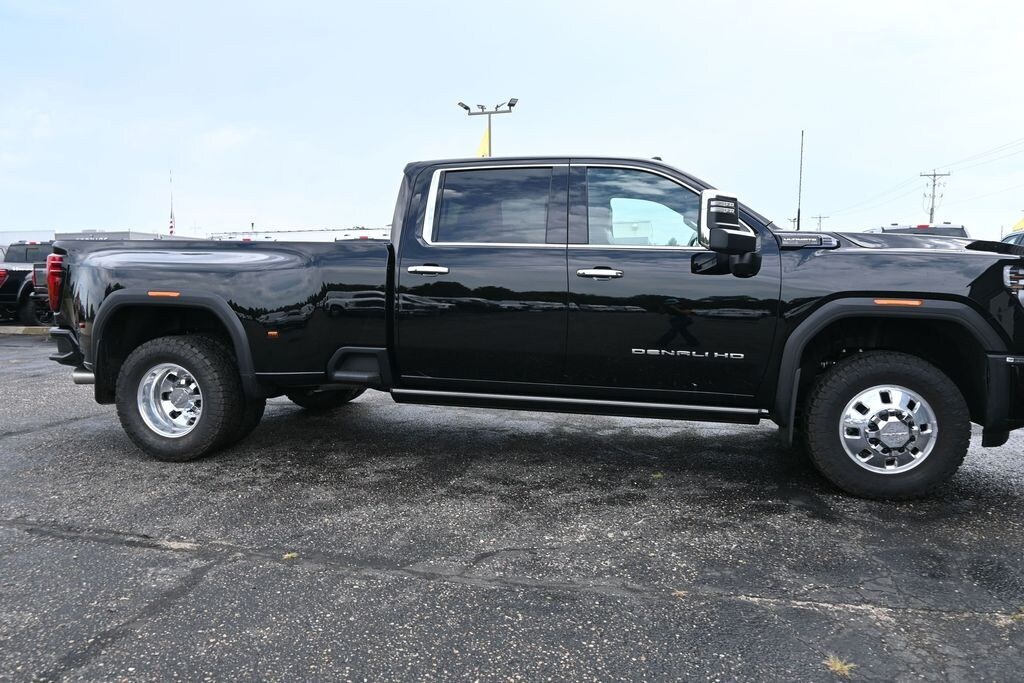 Used 2026 GMC Sierra 3500 HD Denali Ultimate Truck Crew Cab