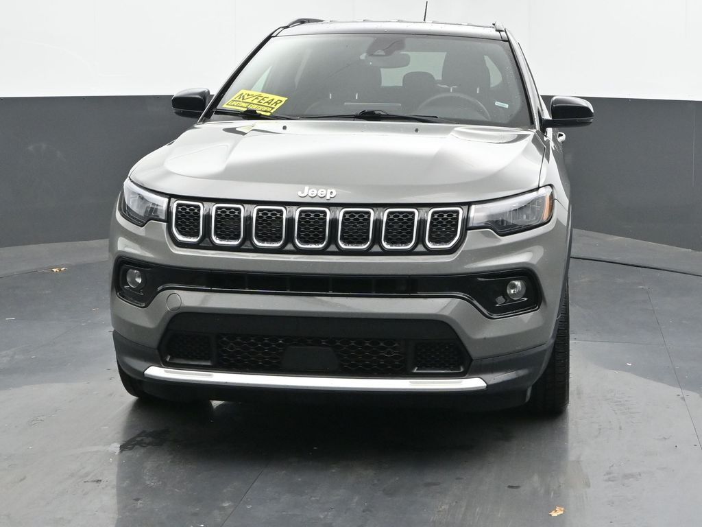 2024 Jeep Compass Limited photo 3