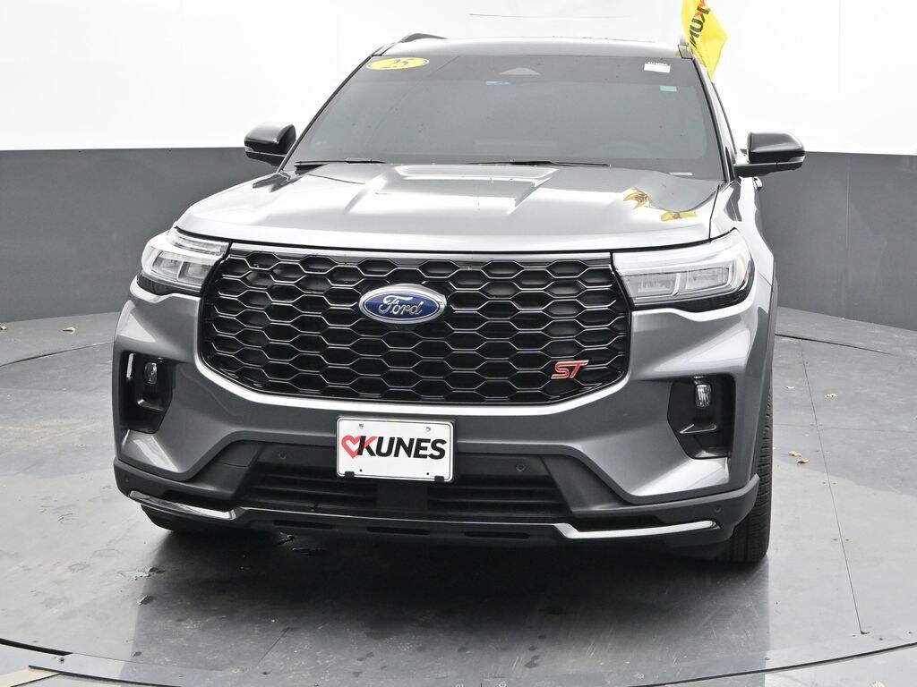 Used 2025 Ford Explorer ST SUV