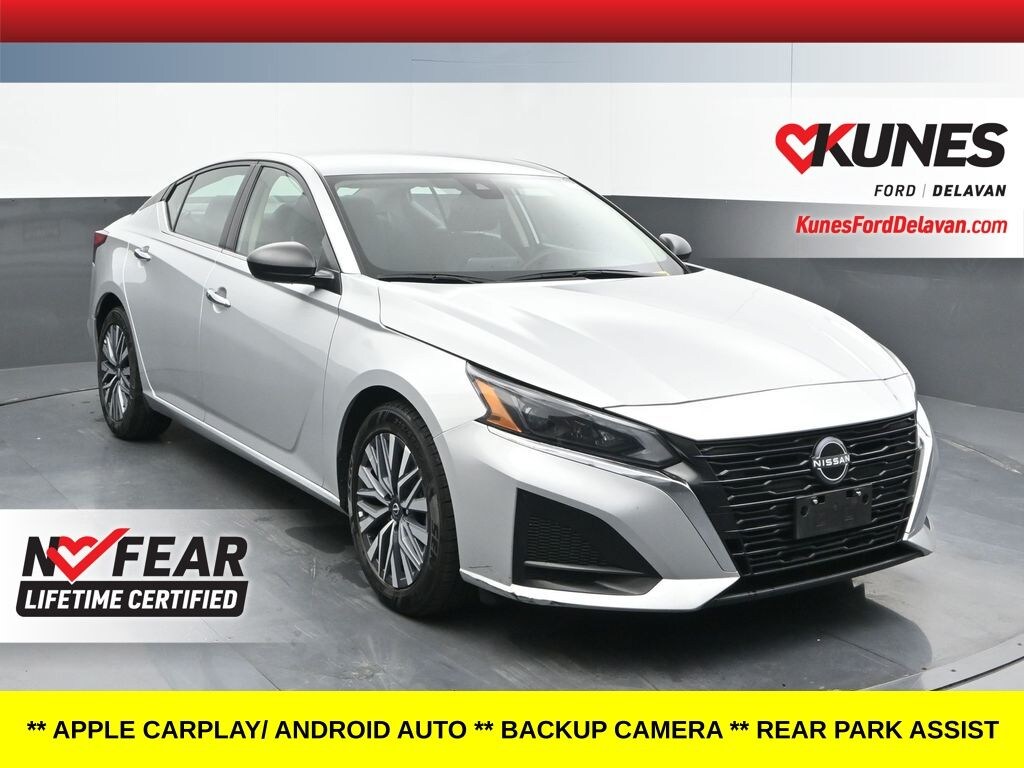 Used 2024 Nissan Altima 2.5 SV Sedan