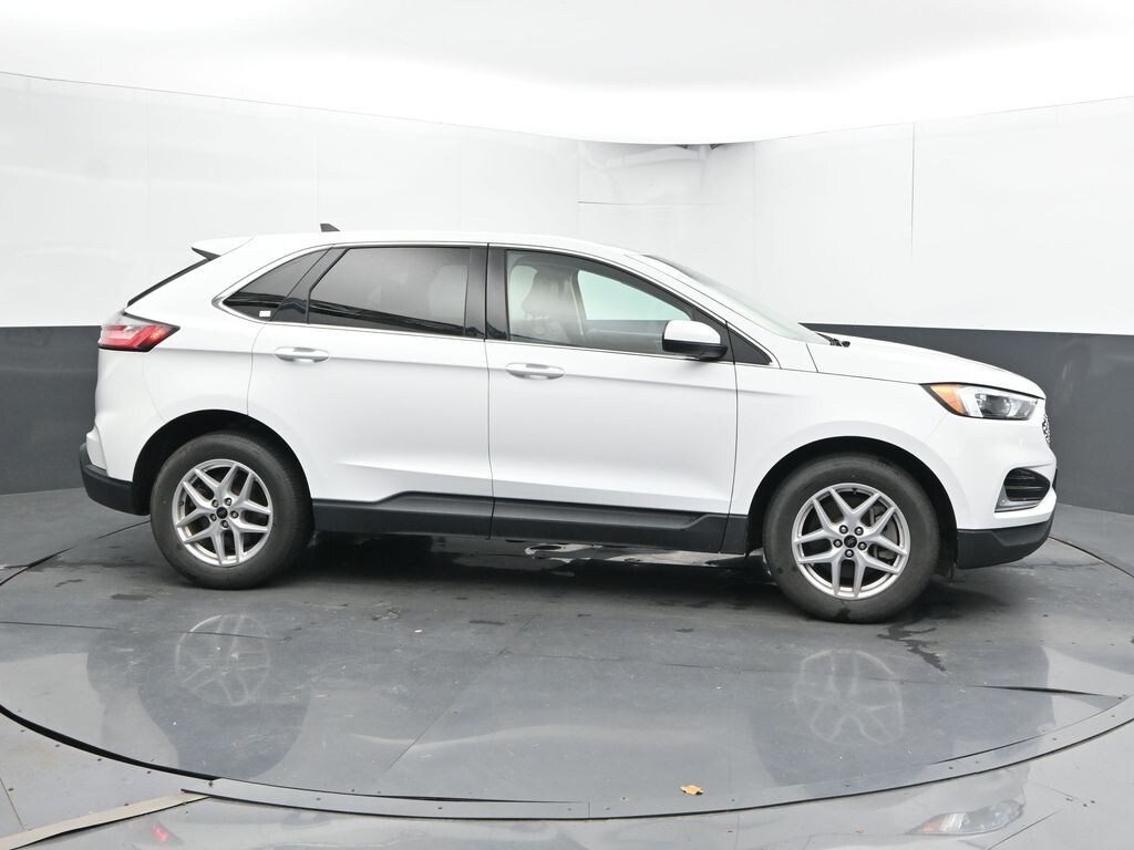 Used 2024 Ford Edge SUV