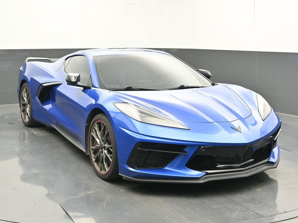 2023 Chevrolet Corvette Stingray 3LT photo 2
