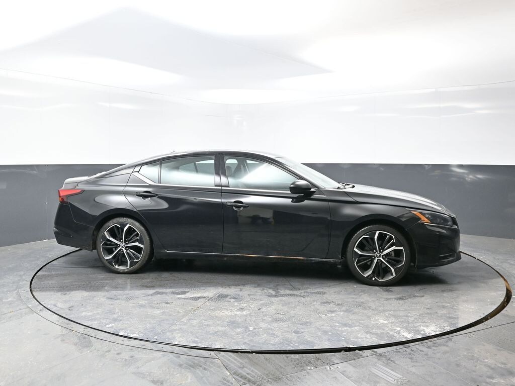Used 2024 Nissan Altima 2.5 SR Sedan