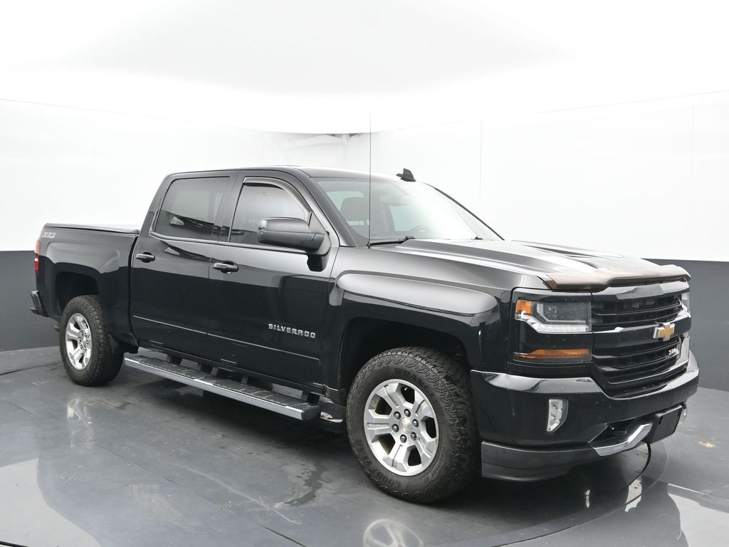 2016 Chevrolet Silverado 1500 LT2 photo 2
