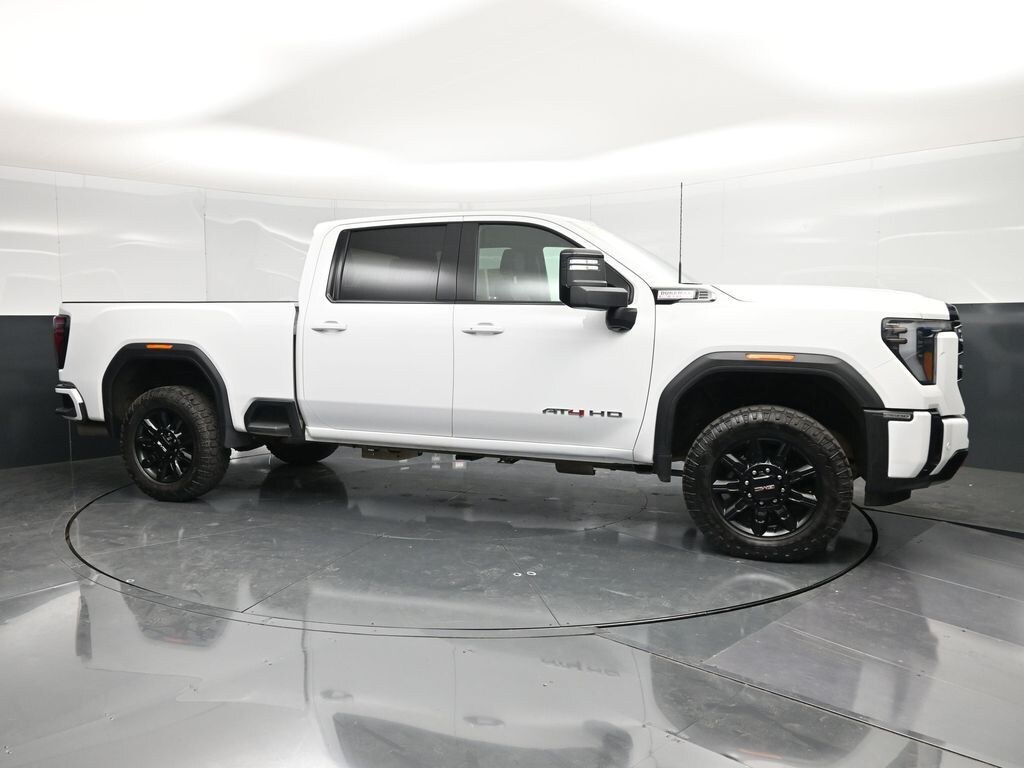 Used 2025 GMC Sierra 2500 HD AT4 Truck Crew Cab