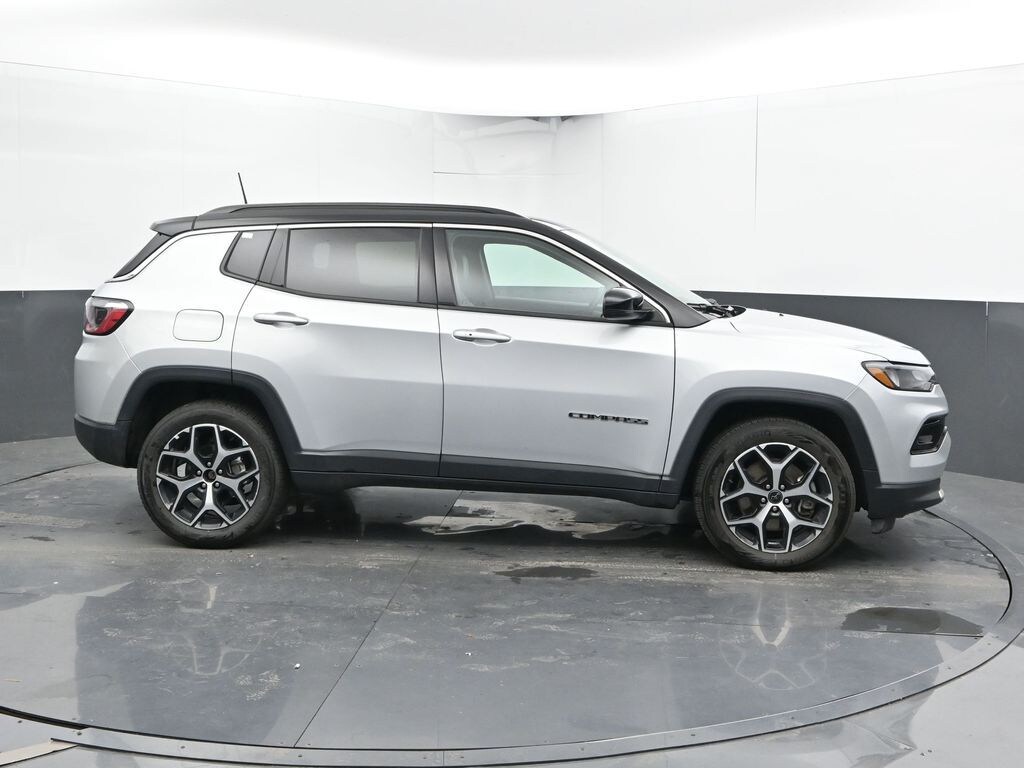 Used 2025 Jeep Compass Limited SUV