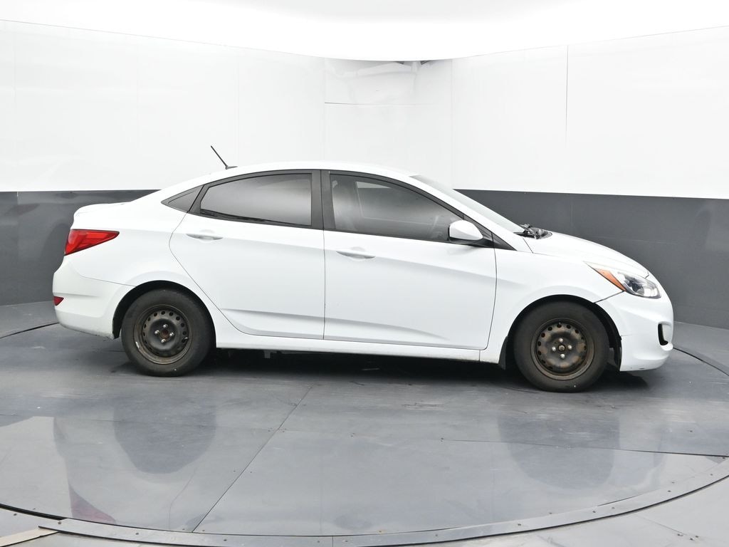 Used 2016 Hyundai Accent SE Sedan