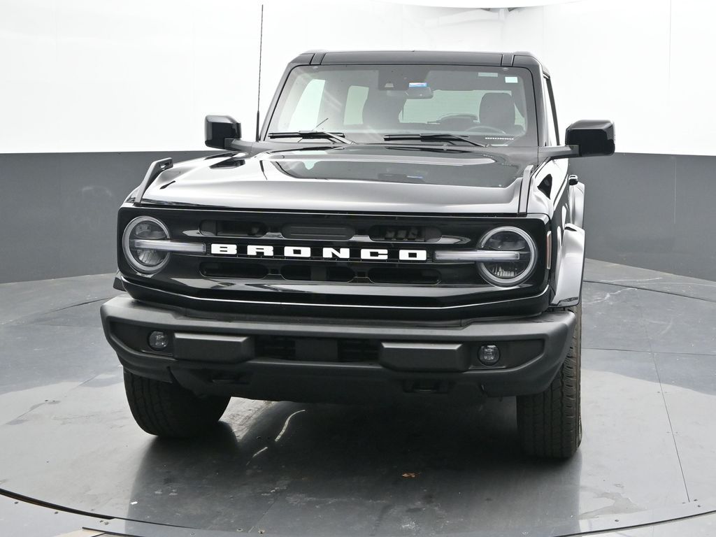 2022 Ford Bronco Outer Banks photo 3