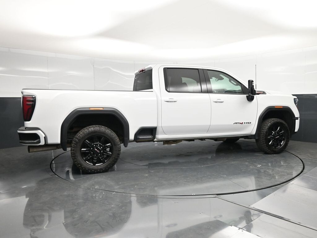 Used 2025 GMC Sierra 2500 HD AT4 Truck Crew Cab