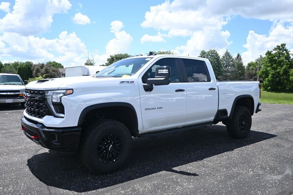 Used 2025 Chevrolet Silverado 2500 HD ZR2 Truck Crew Cab