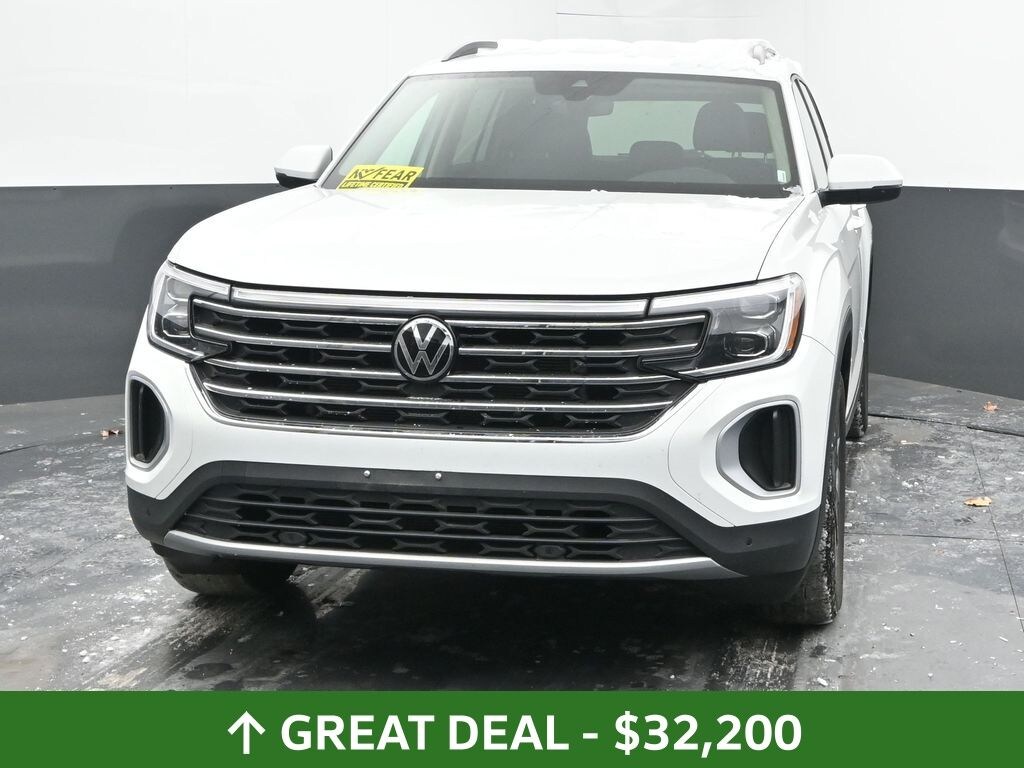 Used 2025 Volkswagen Atlas 2.0T SE w/Technology SUV