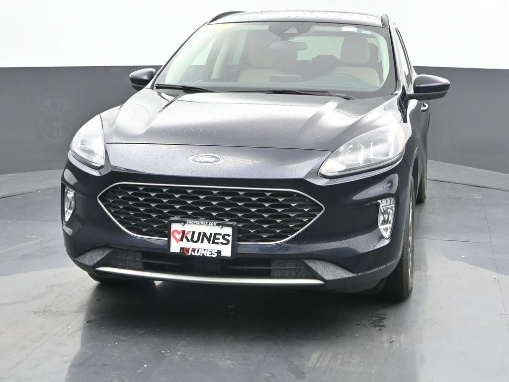 2021 Ford Escape SEL photo 3