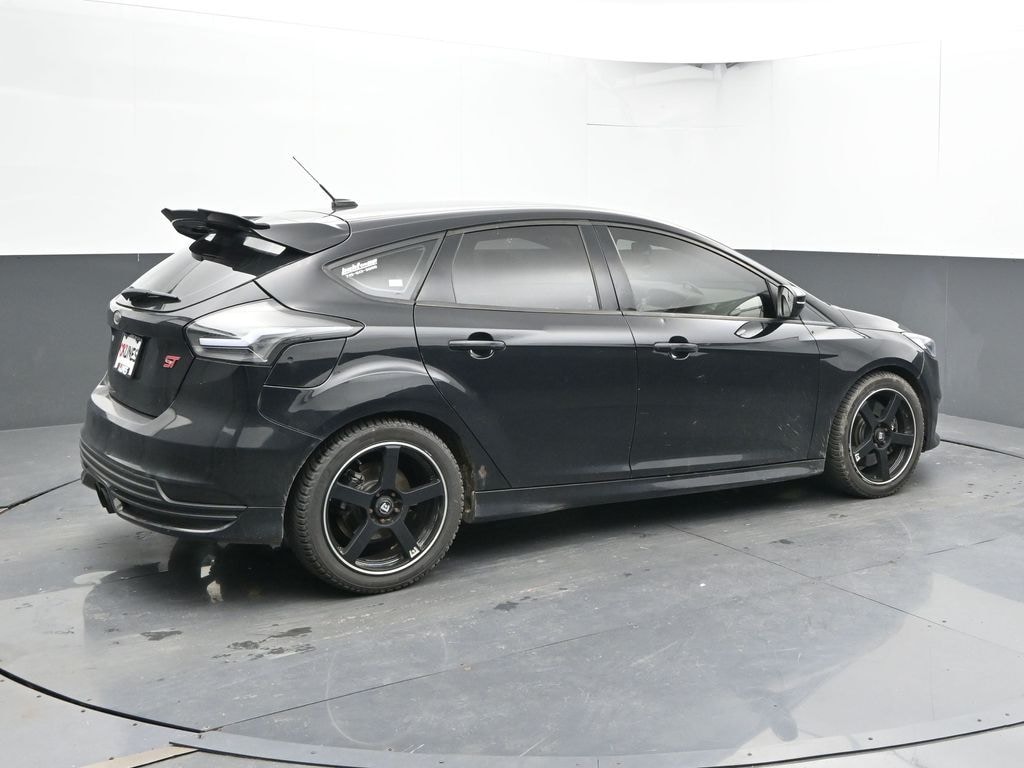 Used 2018 Ford Focus ST Base Hatchback