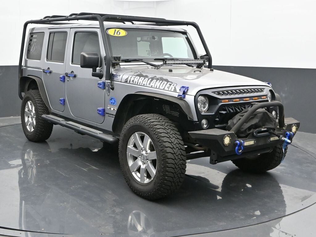 Used 2016 Jeep Wrangler JK Unlimited Sahara 4x4 SUV