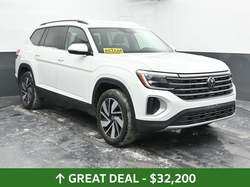 Used 2025 Volkswagen Atlas 2.0T SE w/Technology SUV