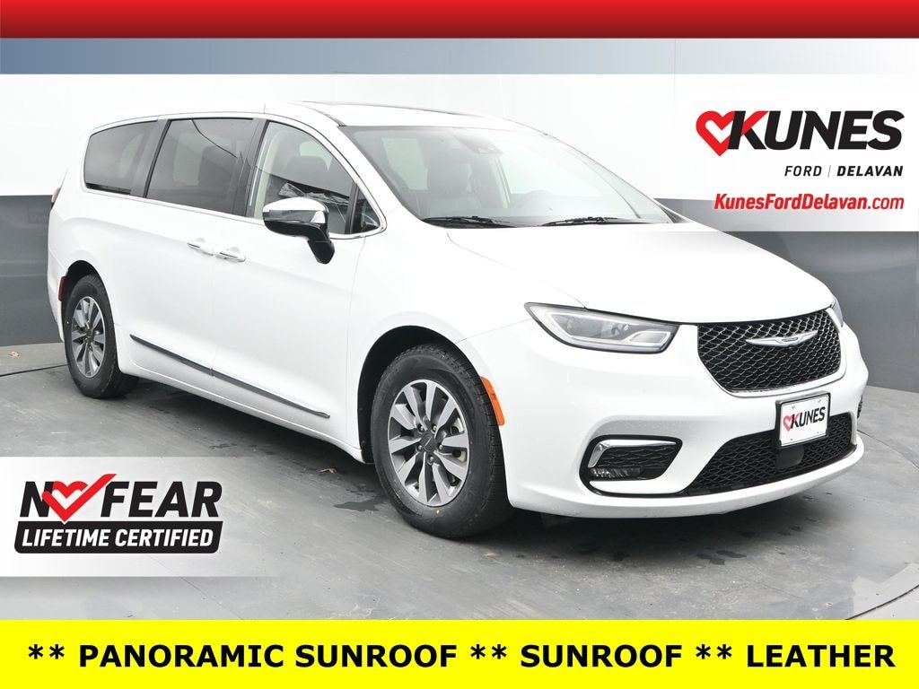 Used 2023 Chrysler Pacifica Plug-In Hybrid Limited Van Passenger Van