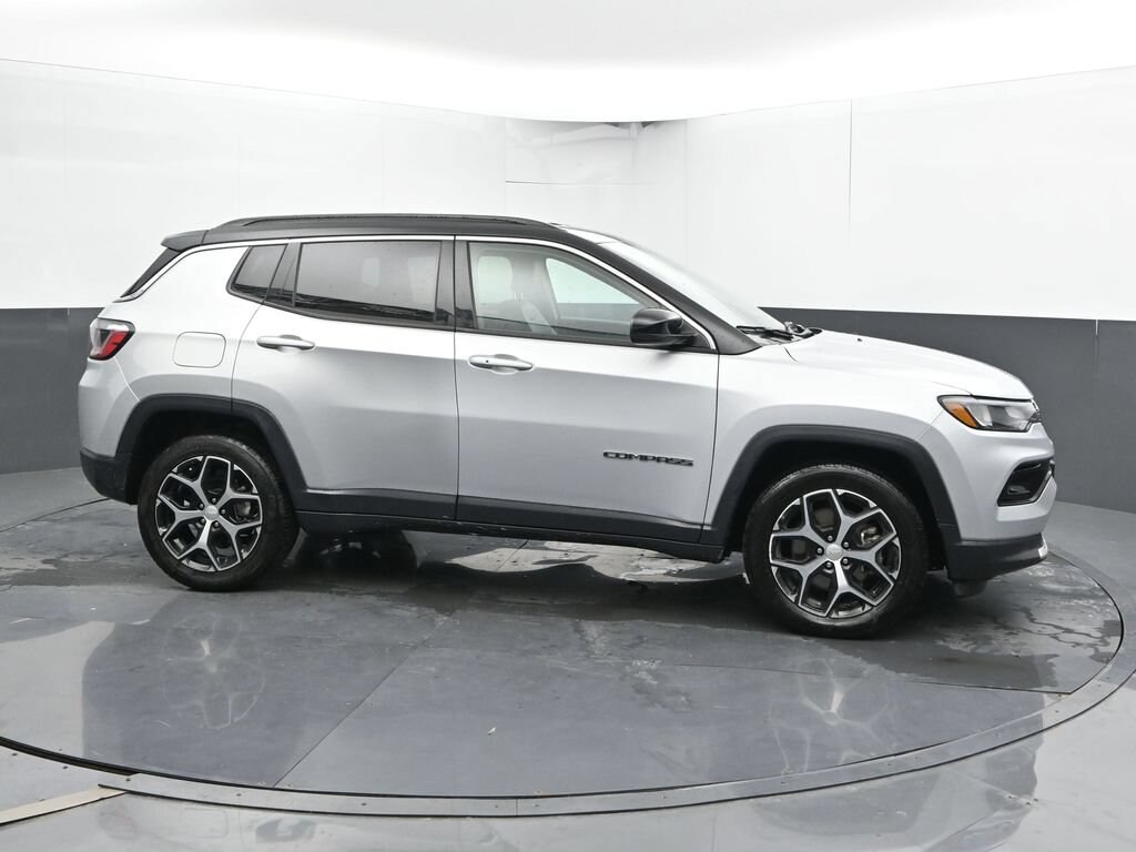 Used 2024 Jeep Compass Limited SUV
