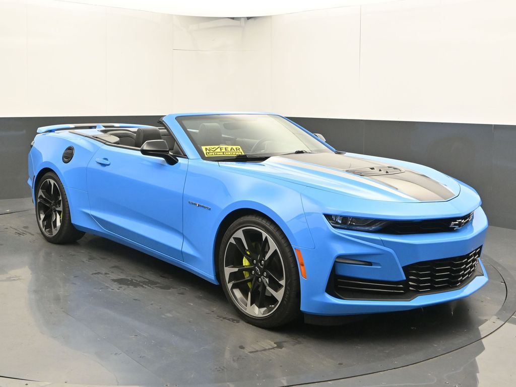 2023 Chevrolet Camaro 2SS photo 2