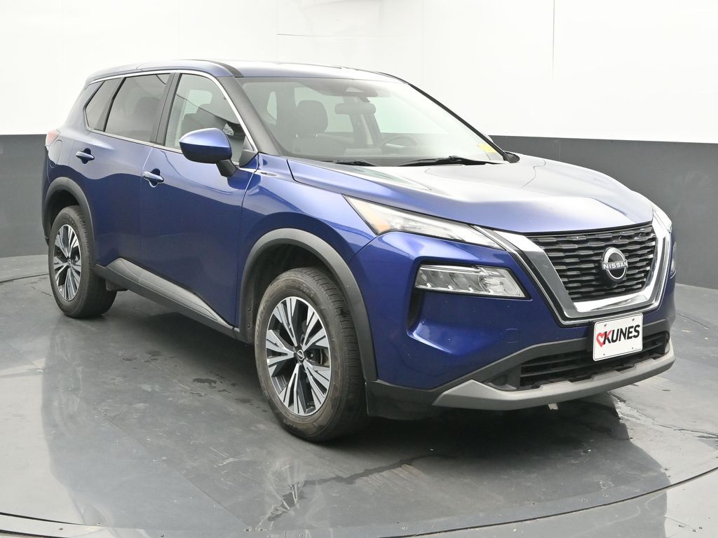 2023 Nissan Rogue SV photo 2
