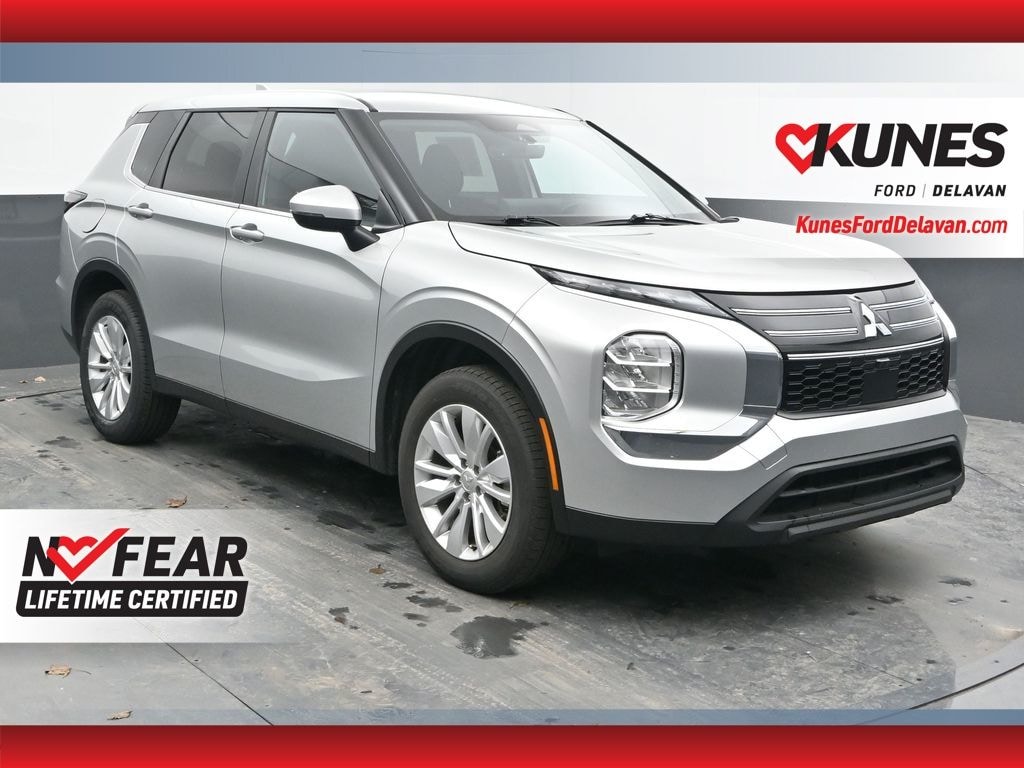 Used 2025 Mitsubishi Outlander ES SUV