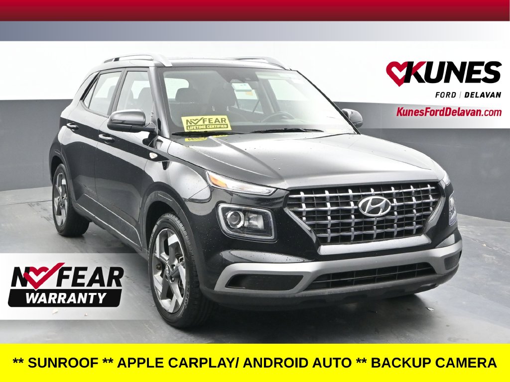Used 2025 Hyundai Venue SEL SUV