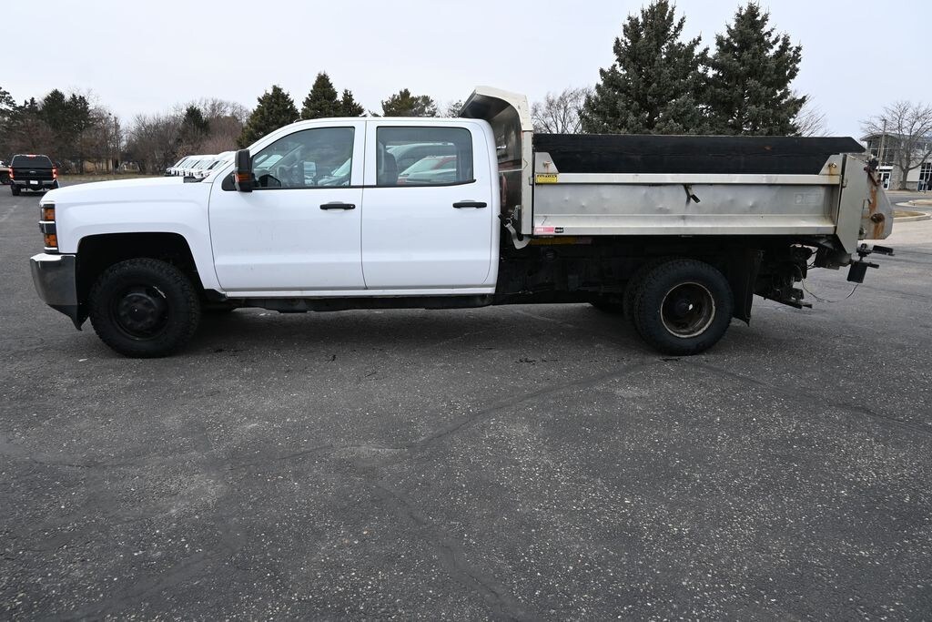 Used 2018 Chevrolet Silverado 3500HD Chassis WT Truck Crew Cab