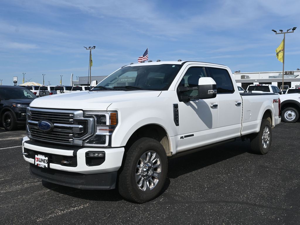2022 Ford F-350 Limited photo 3