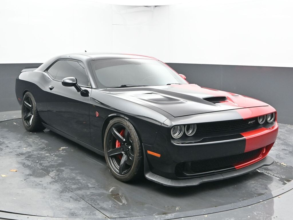 Used 2016 Dodge Challenger SRT Hellcat Coupe