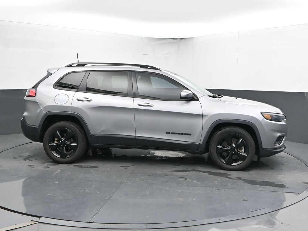 Used 2019 Jeep Cherokee Latitude Plus FWD SUV