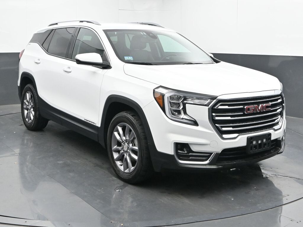 Used 2024 GMC Terrain SLT SUV
