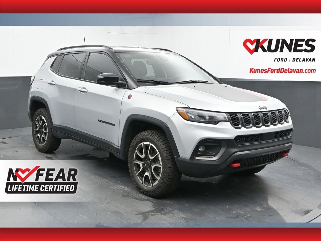 Used 2025 Jeep Compass Trailhawk SUV