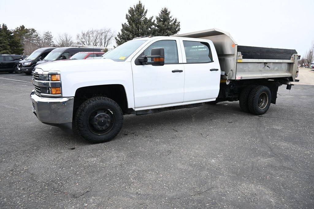 Used 2018 Chevrolet Silverado 3500HD Chassis WT Truck Crew Cab