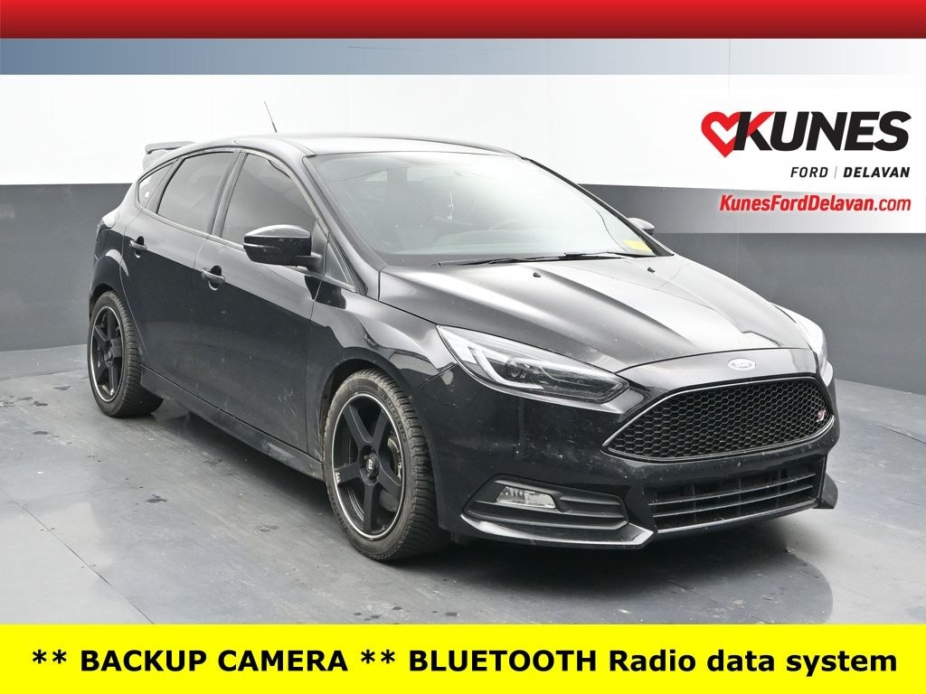 Used 2018 Ford Focus ST Base Hatchback