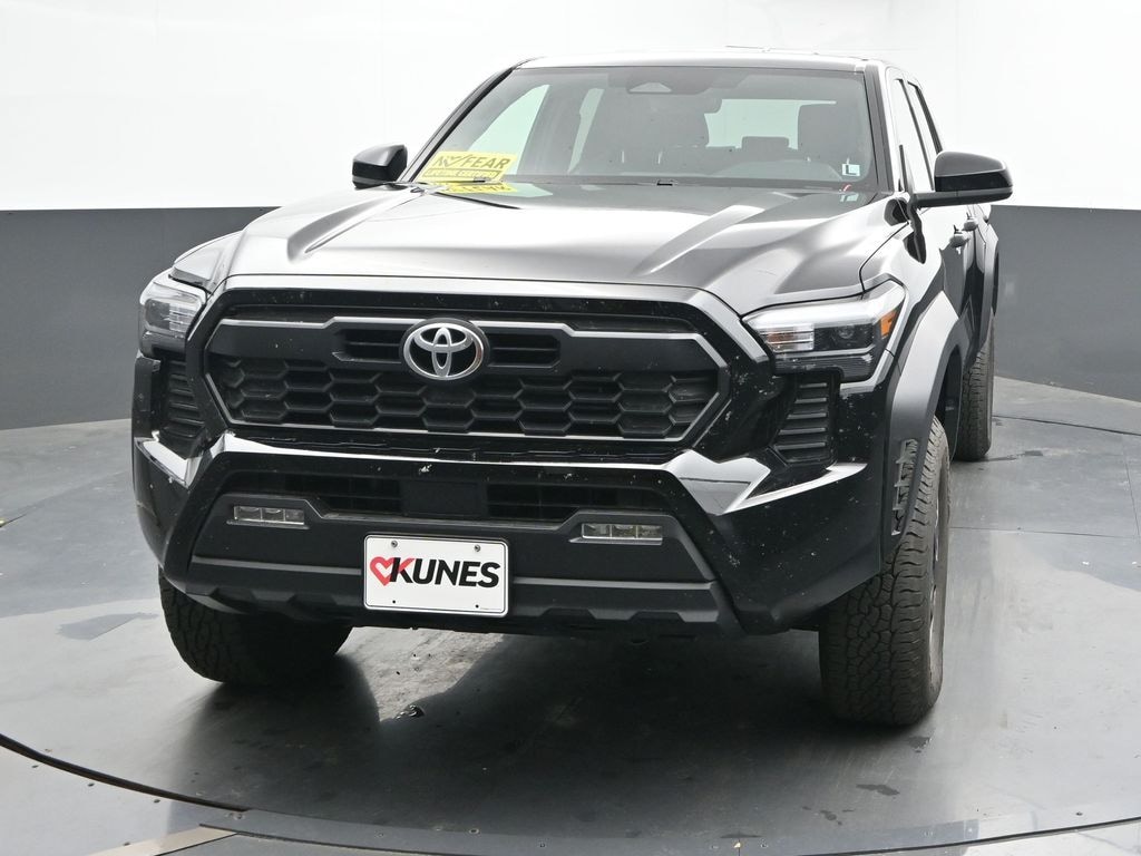 Used 2025 Toyota Tacoma  Truck Double Cab