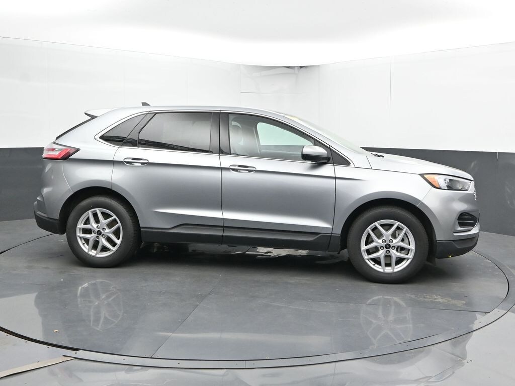Used 2024 Ford Edge SUV