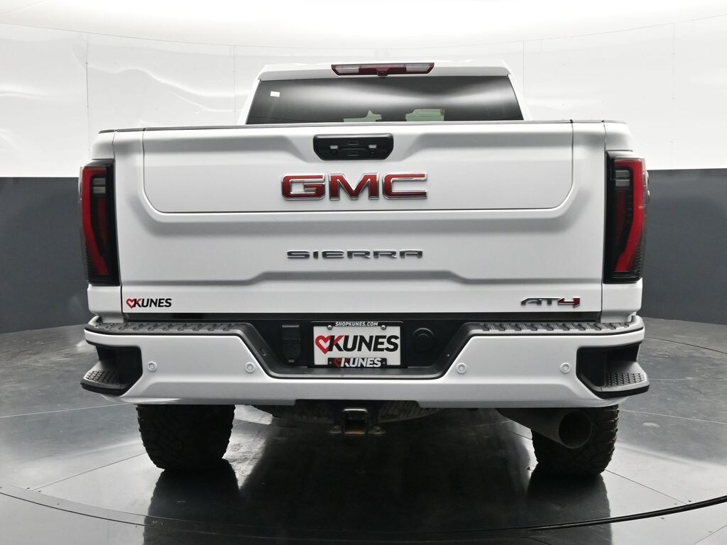 Used 2025 GMC Sierra 2500 HD AT4 Truck Crew Cab