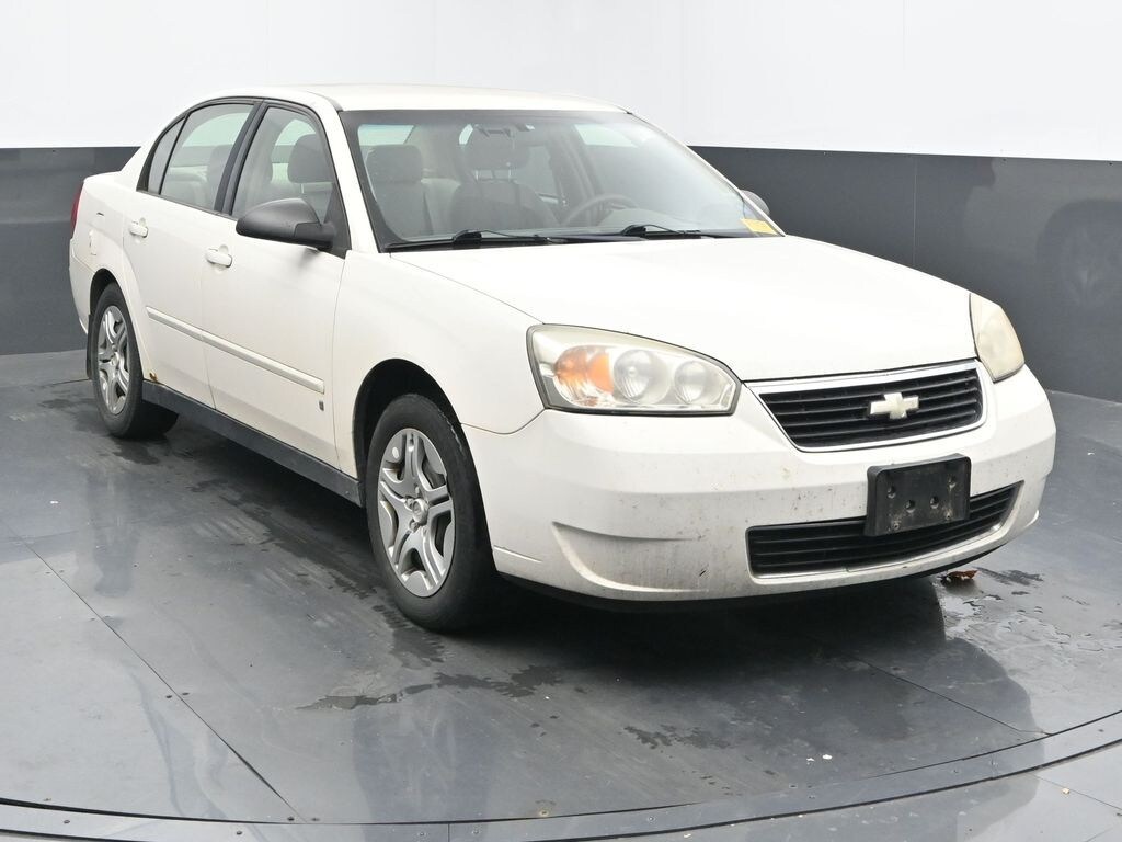 Used 2007 Chevrolet Malibu LS w/2FL Sedan